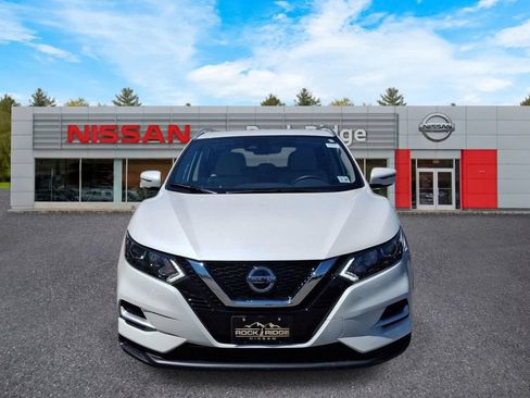 Certified 2022 Nissan Rogue Sport SL AWD/4WD image 2