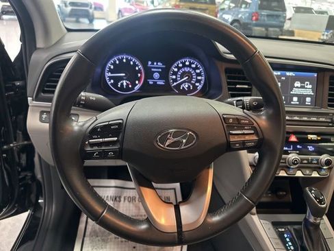Used 2020 Hyundai Elantra Value Edition FWD image 12