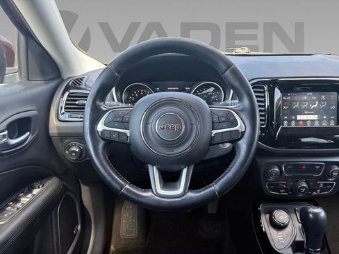 Used 2021 Jeep Compass Latitude w/ Sun and Sound Group image 11