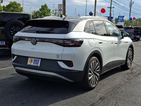 Used 2023 Volkswagen ID.4 Pro S Plus RWD image 4