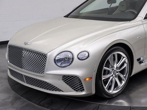 Used 2022 Bentley Continental GT AWD/4WD image 19