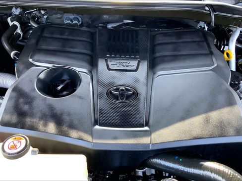 Used 2022 Toyota Tundra SR5 RWD image 32
