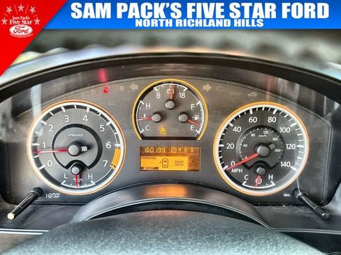 Used 2015 Nissan Titan SV w/ SV Value Truck Package RWD image 24