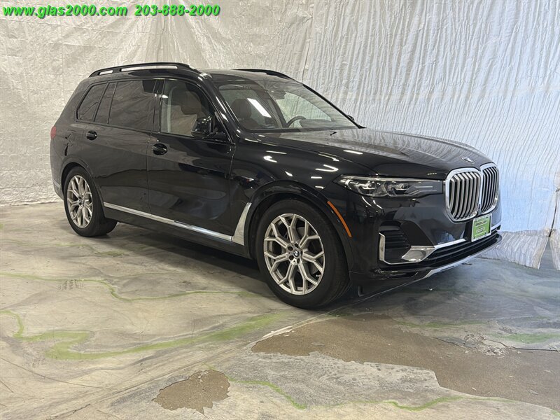 Used 2022 BMW X7 xDrive40i w/ Parking Assistance Package AWD/4WD image 2