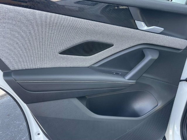 Certified 2026 Volkswagen Tiguan S FWD image 11