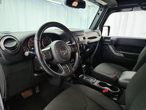 Used 2018 Jeep Wrangler Unlimited Sport S AWD/4WD image 10