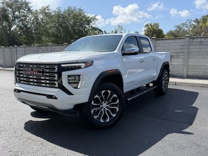 Used 2025 GMC Canyon Denali