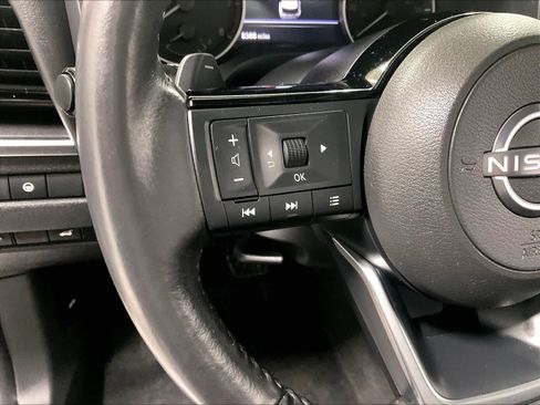 Certified 2023 Nissan Rogue SV w/ SV Premium Package image 24