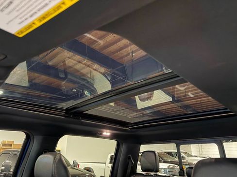 Used 2022 Ford F350 Lariat w/ Lariat Ultimate Package image 9