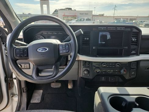 Used 2024 Ford F250 XLT w/ FX4 Off-Road Package AWD/4WD image 7