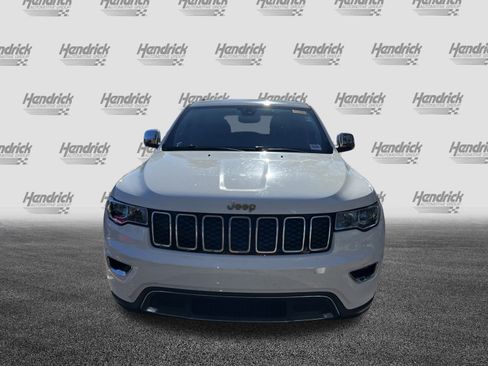 Used 2018 Jeep Grand Cherokee Limited image 3