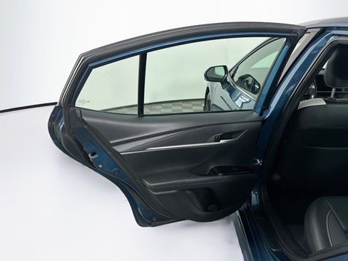 Used 2025 Toyota Camry SE FWD image 27