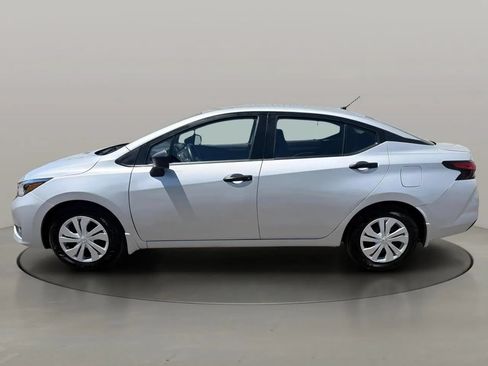 Used 2025 Nissan Versa S w/ Trunk Package FWD image 5