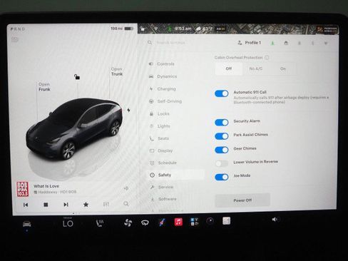 Used 2023 Tesla Model Y Long Range AWD/4WD image 32