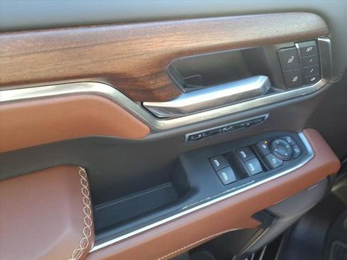New 2025 GMC Sierra 1500 Denali Ultimate image 18