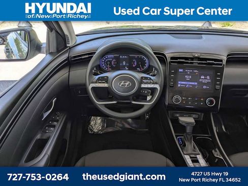 Used 2024 Hyundai Tucson SE FWD image 16