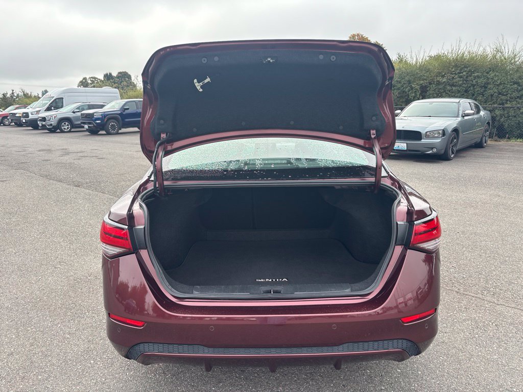 Used 2024 Nissan Sentra SV FWD image 10