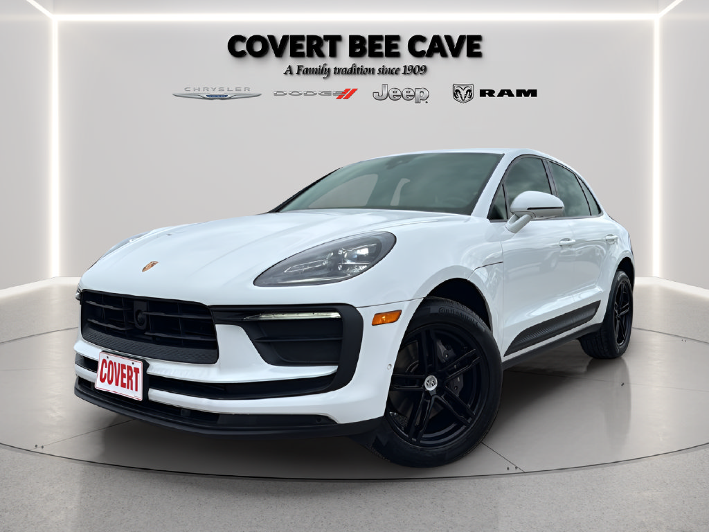 Used 2024 Porsche Macan w/ Premium Plus Package AWD/4WD image 3