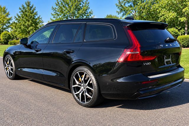 Used 2025 Volvo V60 T8 Polestar AWD/4WD image 4