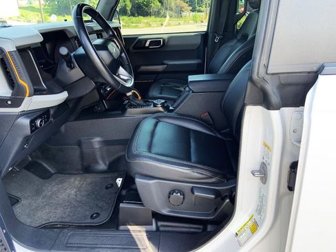 Used 2023 Ford Bronco Badlands AWD/4WD image 9
