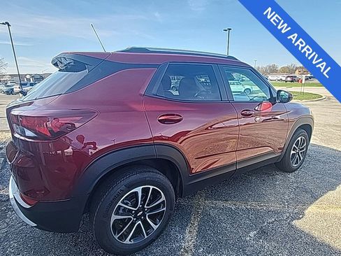 Used 2025 Chevrolet TrailBlazer LT image 5