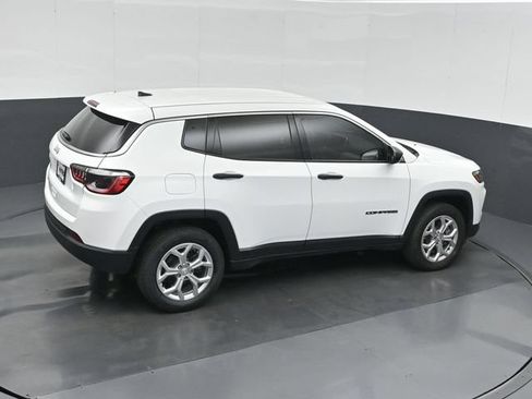 Used 2025 Jeep Compass Sport AWD/4WD image 31