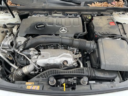 Used 2020 Mercedes-Benz CLA 250 4MATIC image 36