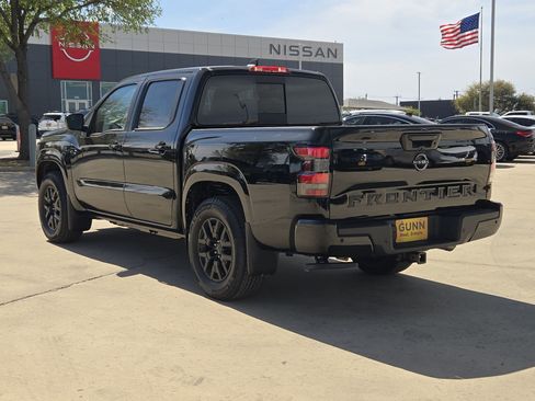New 2026 Nissan Frontier SV image 5