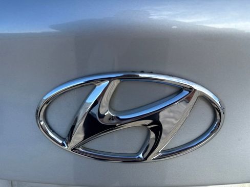 Used 2013 Hyundai Elantra Limited w/ Technology Pkg image 43