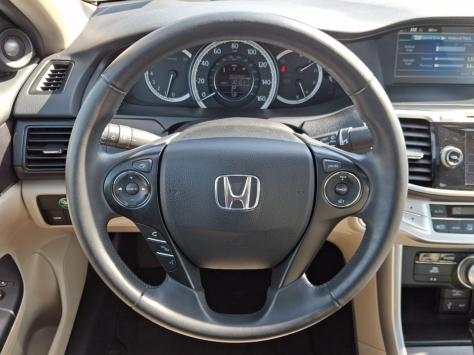 Used 2015 Honda Accord EX-L image 19
