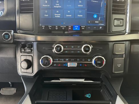 Used 2023 Ford F350 Lariat w/ Sport Appearance Package AWD/4WD image 18