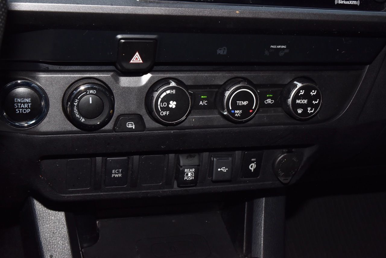 Used 2020 Toyota Tacoma TRD Off-Road AWD/4WD image 28