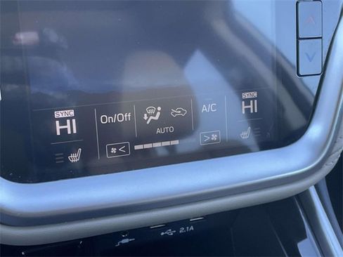 Used 2022 Subaru Outback Limited image 22