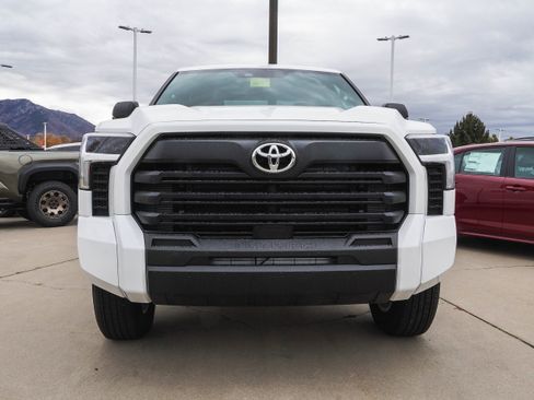 New 2026 Toyota Tundra SR5 image 3