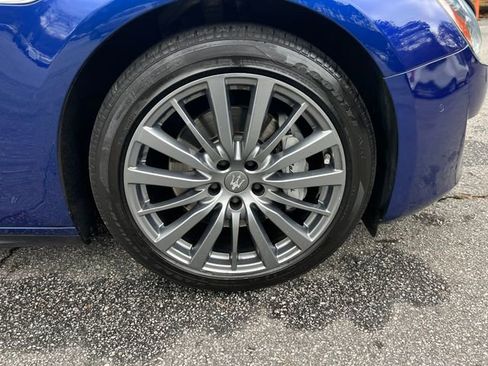 Used 2018 Maserati Ghibli GranSport image 42