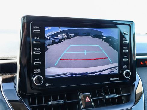 Used 2021 Toyota Corolla LE w/ Carpet Mat Package (TMS) FWD image 20