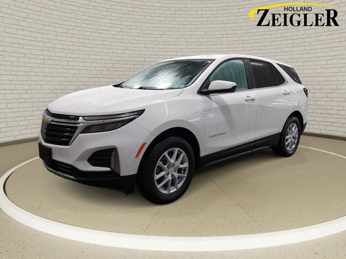 Used 2022 Chevrolet Equinox LT AWD/4WD image 1