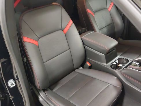 Used 2023 Chevrolet Colorado Z71 w/ Z71 Convenience Package 2 image 27