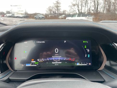 Used 2024 Jeep Grand Cherokee Trailhawk w/ Luxury Tech Group III image 37