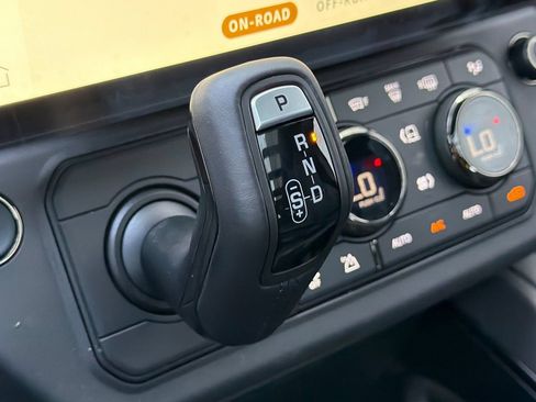 New 2026 Land Rover Defender 110 OCTA AWD/4WD image 25
