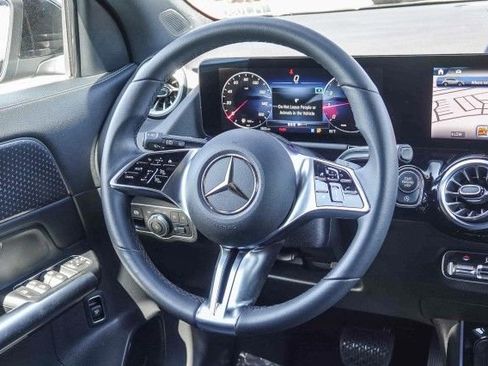 Used 2025 Mercedes-Benz GLA 250 GLA 250 image 15