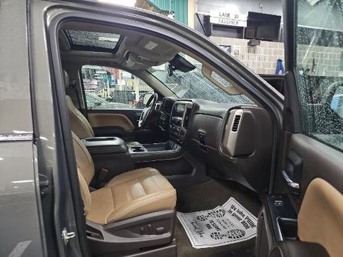 Used 2017 GMC Sierra 1500 Denali w/ Denali Ultimate Package image 10