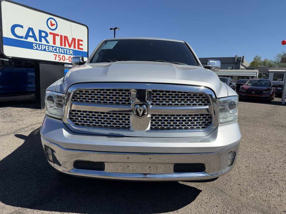 Used 2017 RAM 1500 Laramie AWD/4WD image 2
