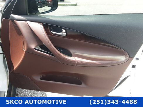 Used 2016 INFINITI QX50 2WD w/ Premium Plus Package image 12