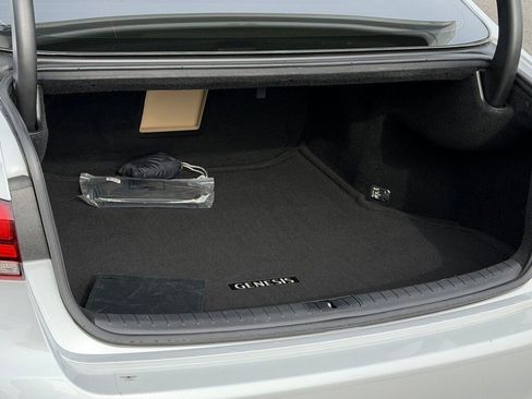 Used 2018 Genesis G80 3.8 image 31