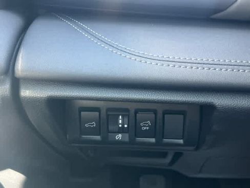 Used 2024 Subaru Outback Limited AWD/4WD image 28
