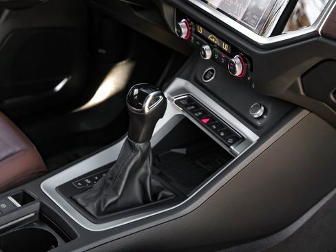 Used 2021 Audi Q3 2.0T Premium Plus w/ Premium Plus Package image 31