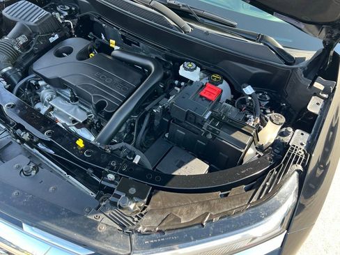 Used 2025 Chevrolet Equinox LT image 44