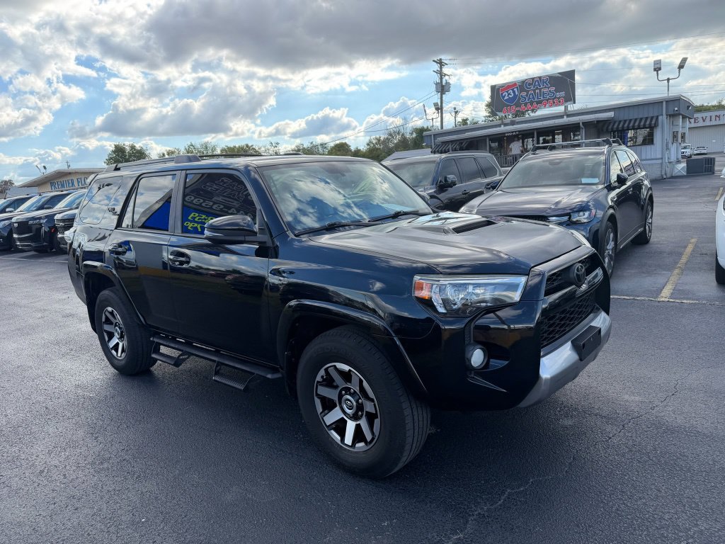 Used 2019 Toyota 4Runner TRD Off-Road Premium AWD/4WD image 2