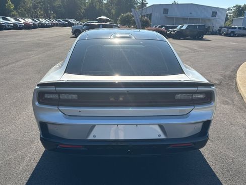 Used 2024 Dodge Charger Daytona Scat Pack w/ Plus Group AWD/4WD image 6